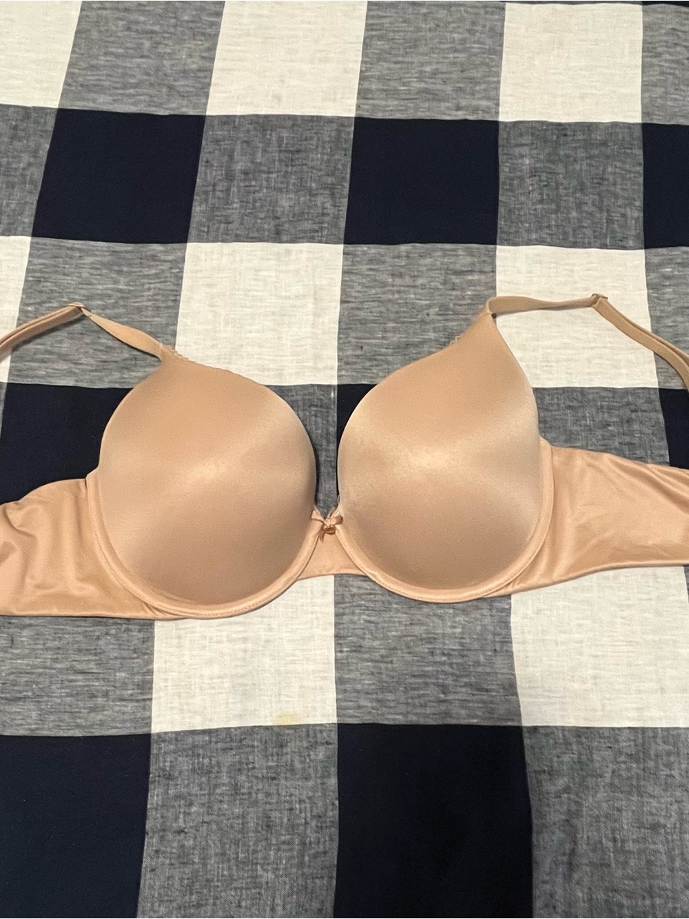 Victoria's Secret Nude/Tan T-Shirt Bra
